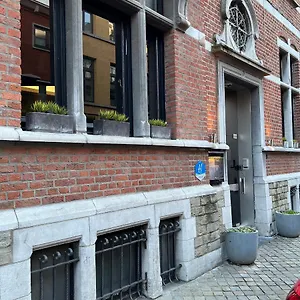 https://hotel-le-cygne-dargent.brusselshotelsbook.com
