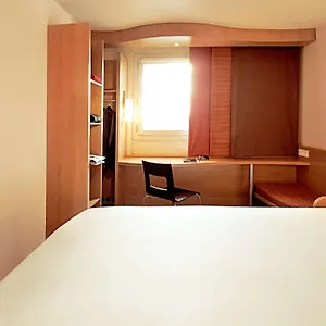 Ibis Airport *** Szófia