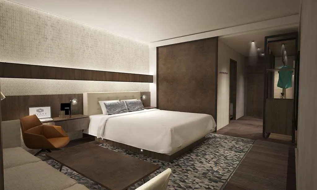 מלון Hyatt Regency סופיה 5*,