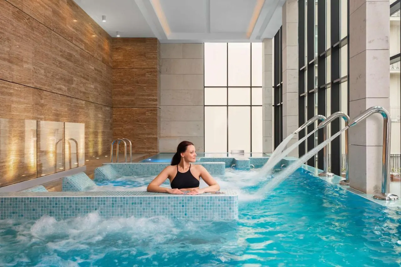 מלון Hyatt Regency סופיה 5*,  בולגריה